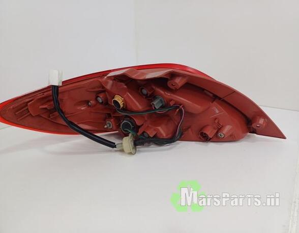 Combination Rearlight MAZDA 2 (DE_, DH_)