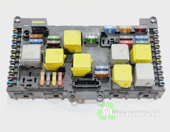 Fuse Box MERCEDES-BENZ VITO / MIXTO Van (W639)