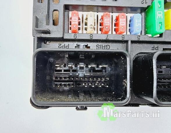 Fuse Box PEUGEOT 407 (6D_), PEUGEOT 207 (WA_, WC_)