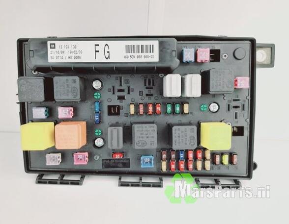 Fuse Box OPEL ASTRA H (A04)