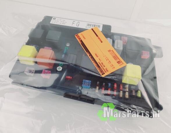 Fuse Box OPEL ASTRA H (A04)