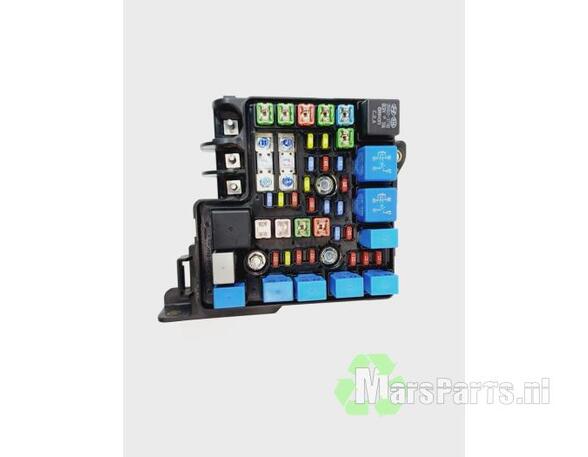 Fuse Box HYUNDAI i30 (GD), HYUNDAI i30 Coupe, HYUNDAI i30 (FD), HYUNDAI i30 Estate (FD)