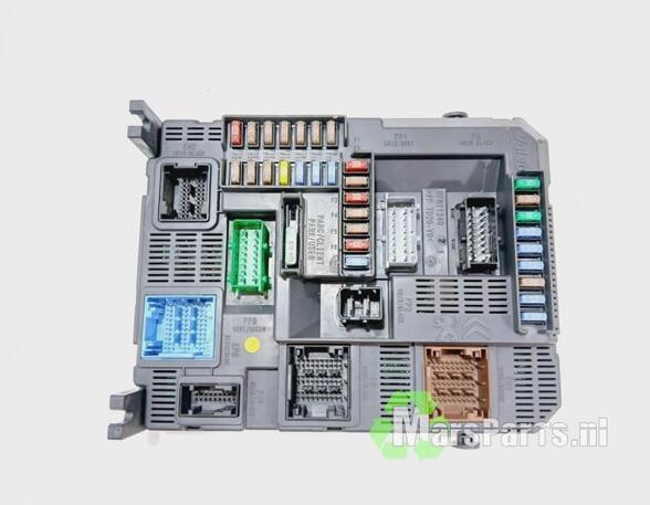 Fuse Box PEUGEOT 208 I (CA_, CC_)