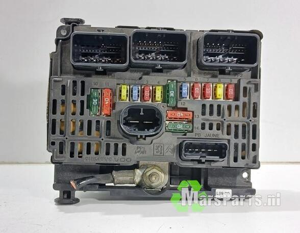 Fuse Box PEUGEOT 407 (6D_), PEUGEOT 407 Coupe (6C_)