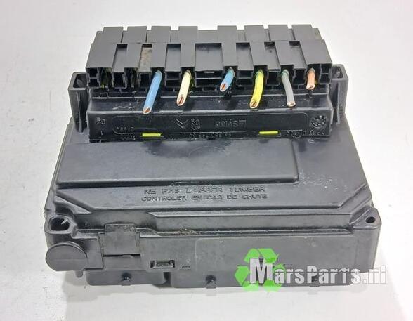 Fuse Box PEUGEOT 407 (6D_), PEUGEOT 407 Coupe (6C_)