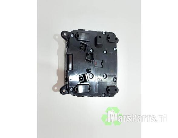 Control unit MERCEDES-BENZ CLA (C118), MERCEDES-BENZ C-CLASS (W205)