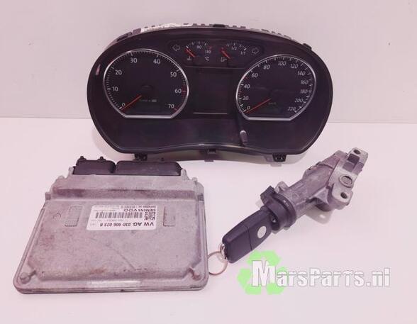 Control unit VW POLO (9N_), VW POLO Saloon (9A4, 9A2, 9N2, 9A6)