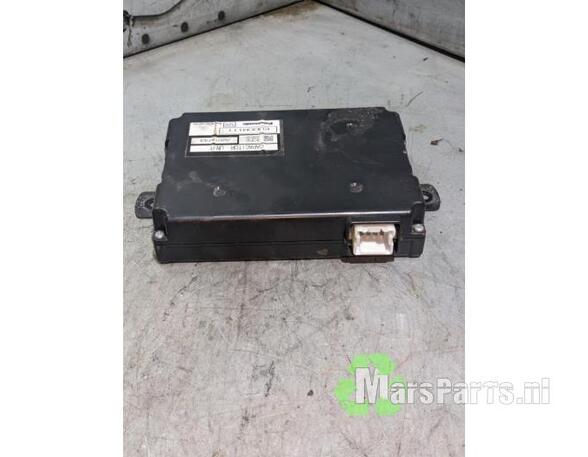 Control unit for door drawing support MITSUBISHI COLT VI (Z3_A, Z2_A), MITSUBISHI Colt VII (Z2_A)