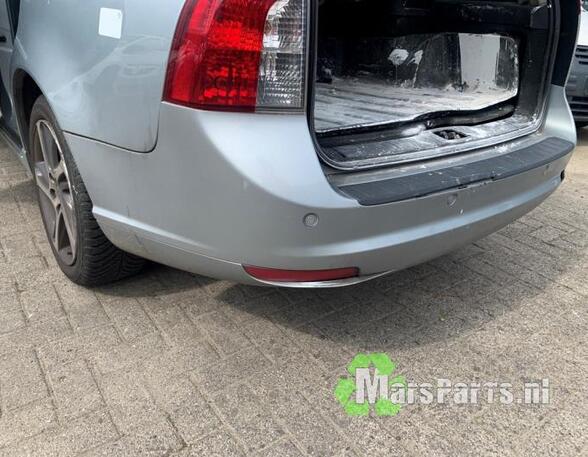 Bumper VOLVO V50 (545)