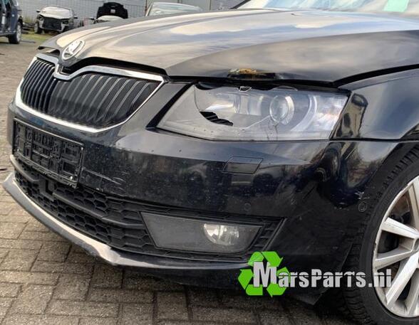 
Stoßstange vorne Skoda Octavia III Kombi 5E 5E0807217E P21441787
