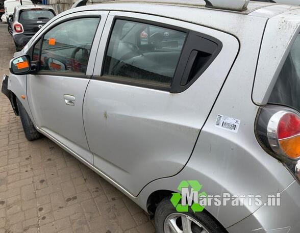 Door CHEVROLET SPARK (M300)