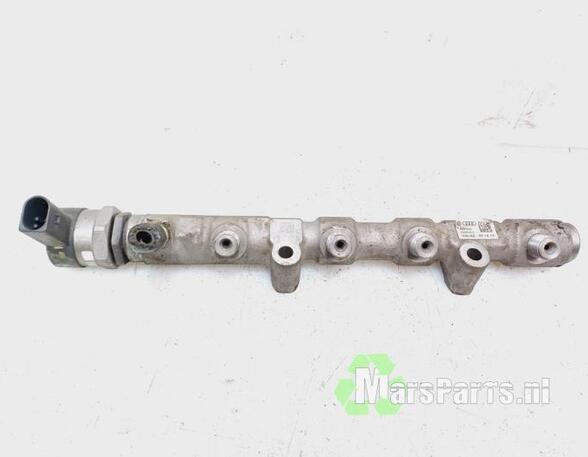 Petrol Fuel Rail SEAT IBIZA IV (6J5, 6P1), SEAT IBIZA IV SC (6J1, 6P5)