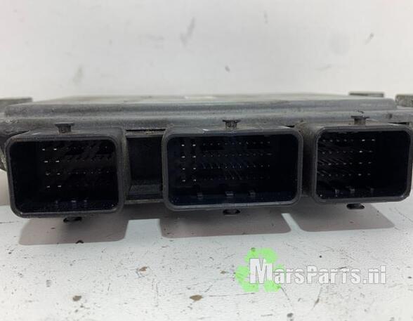 Control unit for engine RENAULT TWINGO II (CN0_)