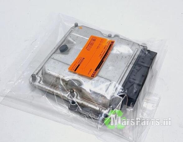 Control unit for engine OPEL VIVARO A Van (X83)