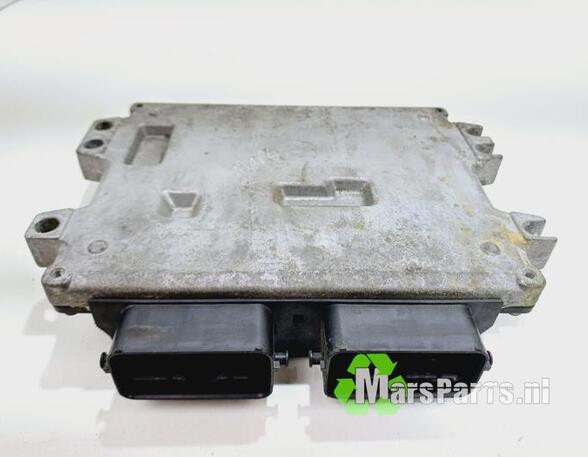 Control unit for engine SUZUKI SWIFT III (MZ, EZ)