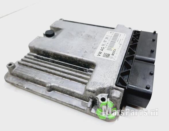 Control unit for engine SKODA OCTAVIA III Combi (5E5, 5E6)