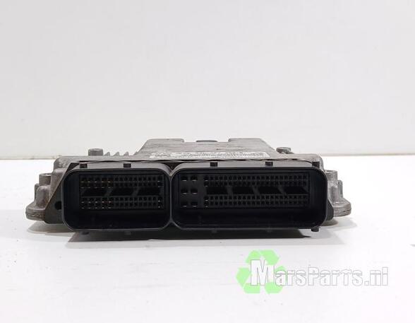 Control unit for engine SKODA OCTAVIA III Combi (5E5, 5E6)