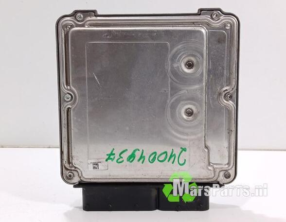 Control unit for engine SKODA OCTAVIA III Combi (5E5, 5E6)