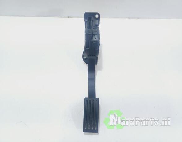 Accelerator pedal VOLVO V40 Hatchback (525, 526)