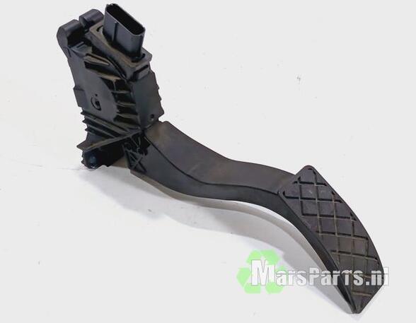 Accelerator pedal AUDI A3 Sportback (8VA, 8VF)