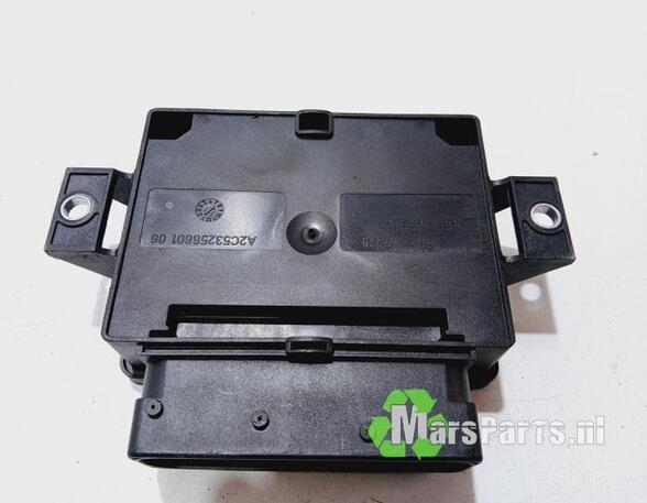 Control unit for fixing brake AUDI A6 (4G2, 4GC, C7), LAND ROVER DISCOVERY IV (L319)