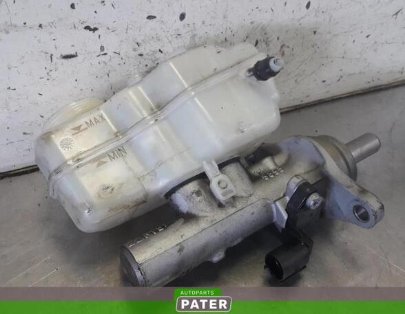 Brake Master Cylinder VW POLO (6R1, 6C1)