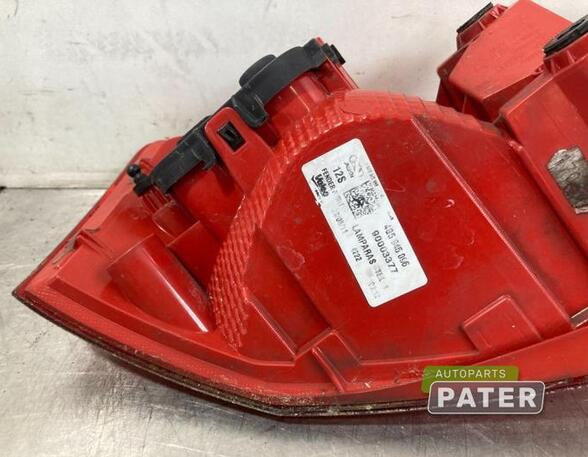 Combination Rearlight AUDI A6 (4G2, 4GC, C7), LAND ROVER DISCOVERY IV (L319)