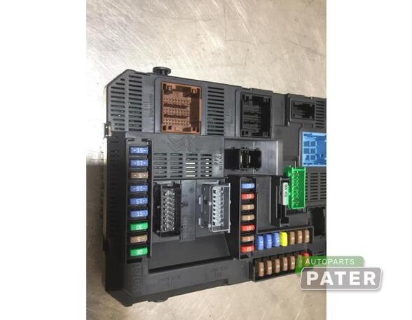 Fuse Box PEUGEOT 308 SW II (LC_, LJ_, LR_, LX_, L4_)