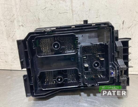 Fuse Box OPEL ASTRA K Sports Tourer (B16)