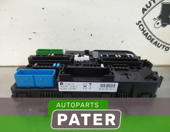 Fuse Box OPEL ASTRA H (A04)