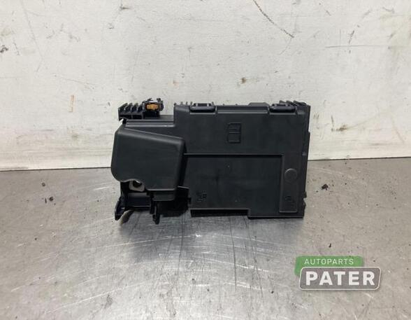 Fuse Box OPEL ASTRA K (B16)