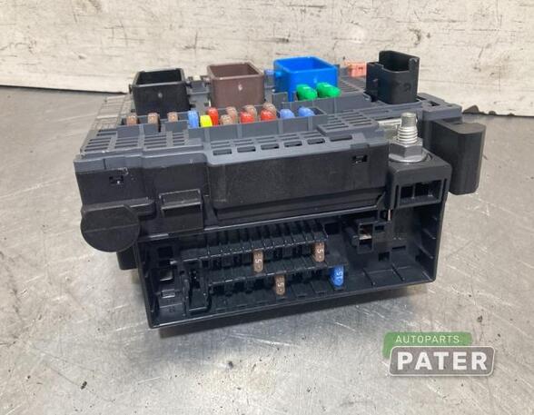 Fuse Box PEUGEOT 308 II (LB_, LP_, LW_, LH_, L3_)