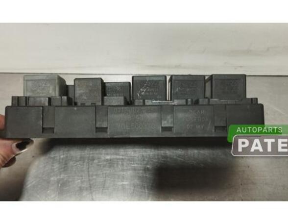 Fuse Box LAND ROVER RANGE ROVER III (L322)