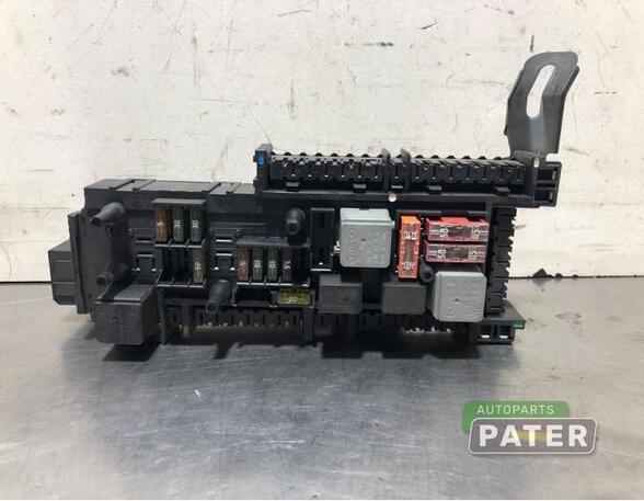 Fuse Box MERCEDES-BENZ C-CLASS (W204), MERCEDES-BENZ C-CLASS T-Model (S204)