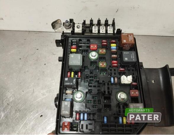 Fuse Box OPEL ASTRA K (B16)