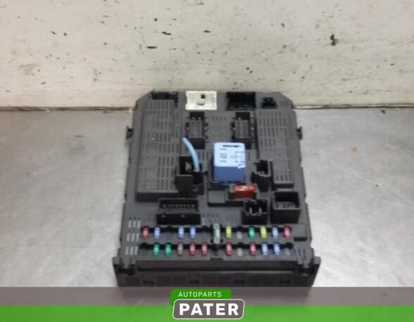 Fuse Box CITROËN C8 (EA_, EB_)