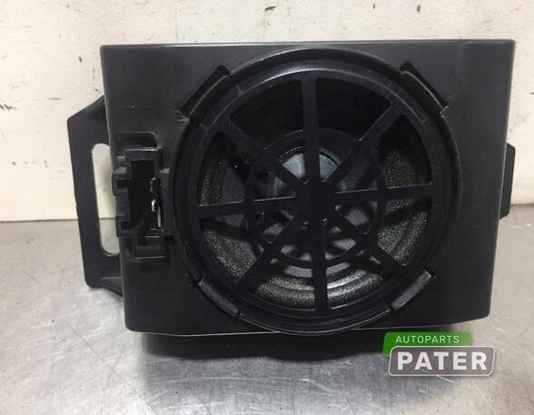 Loudspeaker PORSCHE CAYENNE (92A)