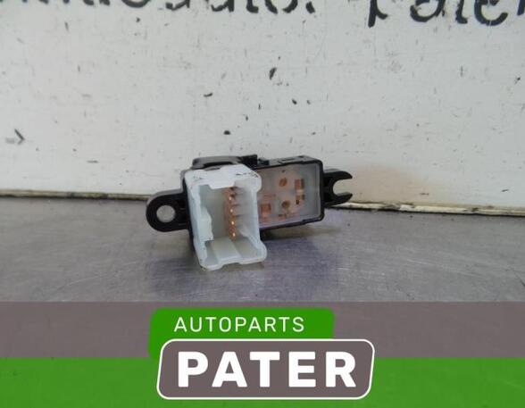 Switch for window winder NISSAN QASHQAI II SUV (J11, J11_)