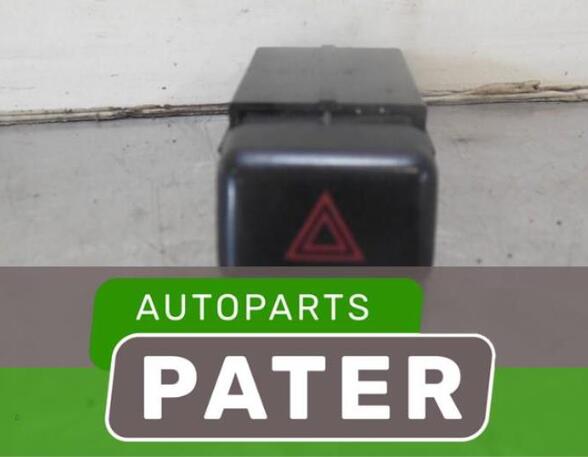 Schalter für Warnblinker Toyota Hiace IV Kasten H1  P4526911