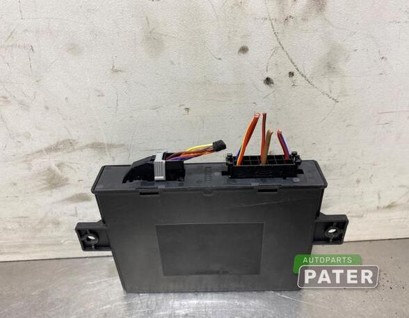 Control unit for door drawing support MERCEDES-BENZ B-CLASS (W246, W242), MERCEDES-BENZ CLS (C257), MERCEDES-BENZ A-CLASS (W176)