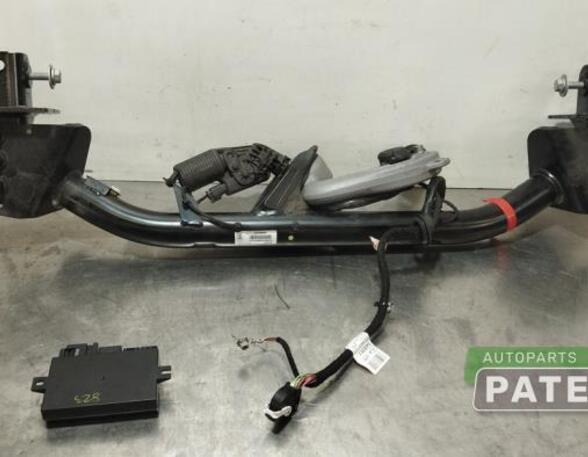 Tow Hitch (Towbar) MERCEDES-BENZ GLB (X247)