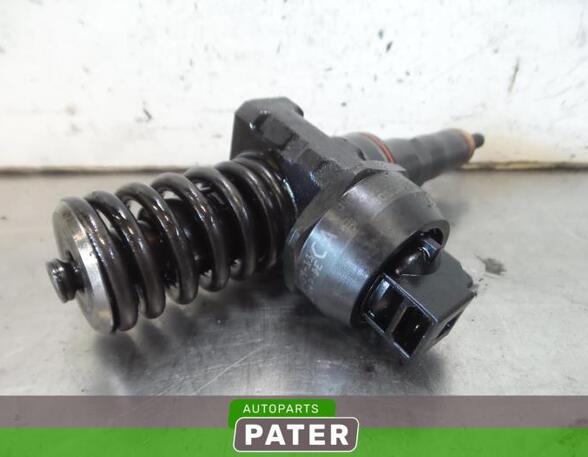 Injector Nozzle VW GOLF IV (1J1)