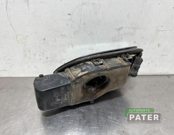 Fuel Tank Filler Flap VW PASSAT (3G2, CB2)