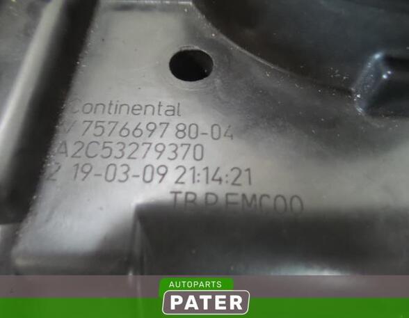 Throttle Body PEUGEOT 3008 MPV (0U_)