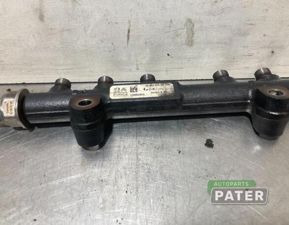 Petrol Fuel Rail VOLVO V50 (545)