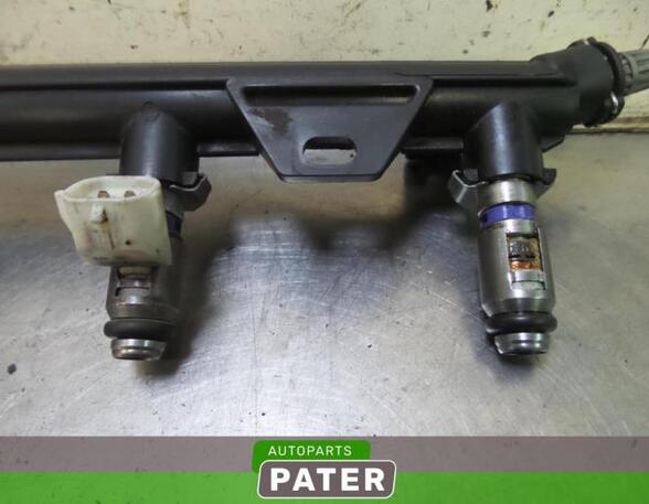 Petrol Fuel Rail VW POLO (6R1, 6C1), VW POLO Van (6R)