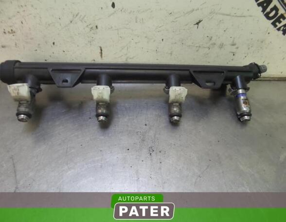 Petrol Fuel Rail VW POLO (6R1, 6C1), VW POLO Van (6R)