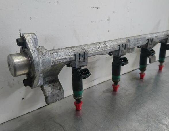 Petrol Fuel Rail FORD FOCUS II (DA_, HCP, DP)