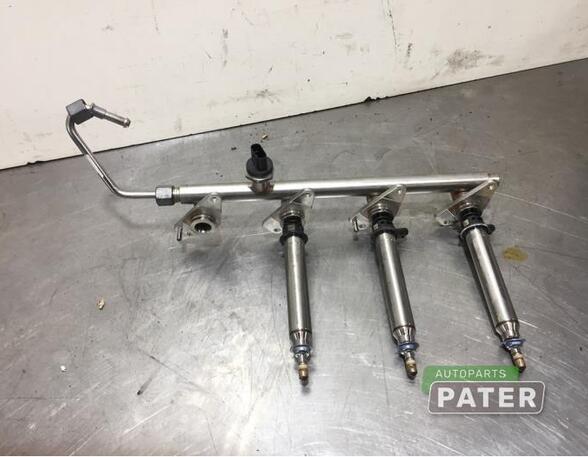 Petrol Fuel Rail MERCEDES-BENZ A-CLASS (W176)