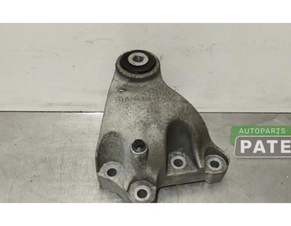 Engine Mount Bracket MERCEDES-BENZ CLA Coupe (C117)